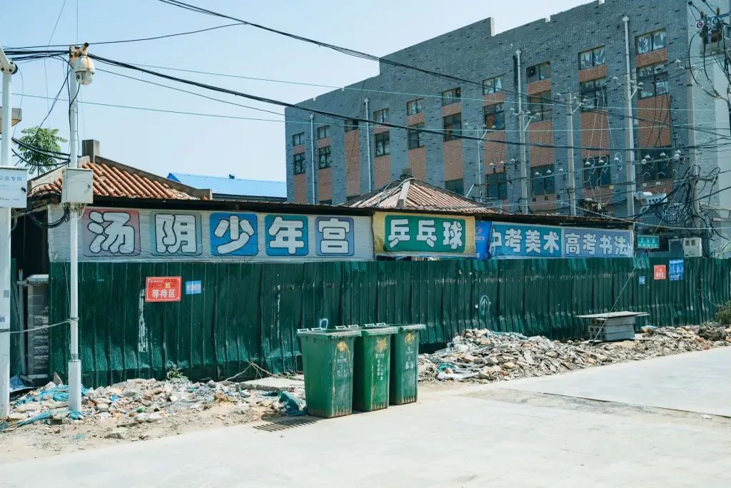 轻舟科技贸易：正品企业级电子产品供应链服务解析