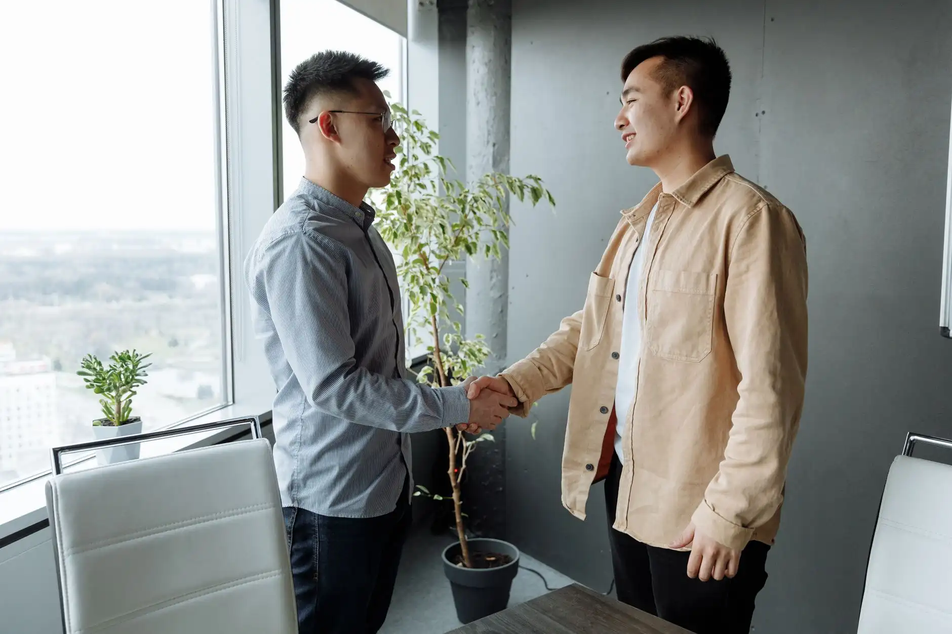 科技贸易视角下的办公设备选型：从打印终端到智能硬件的配置思路