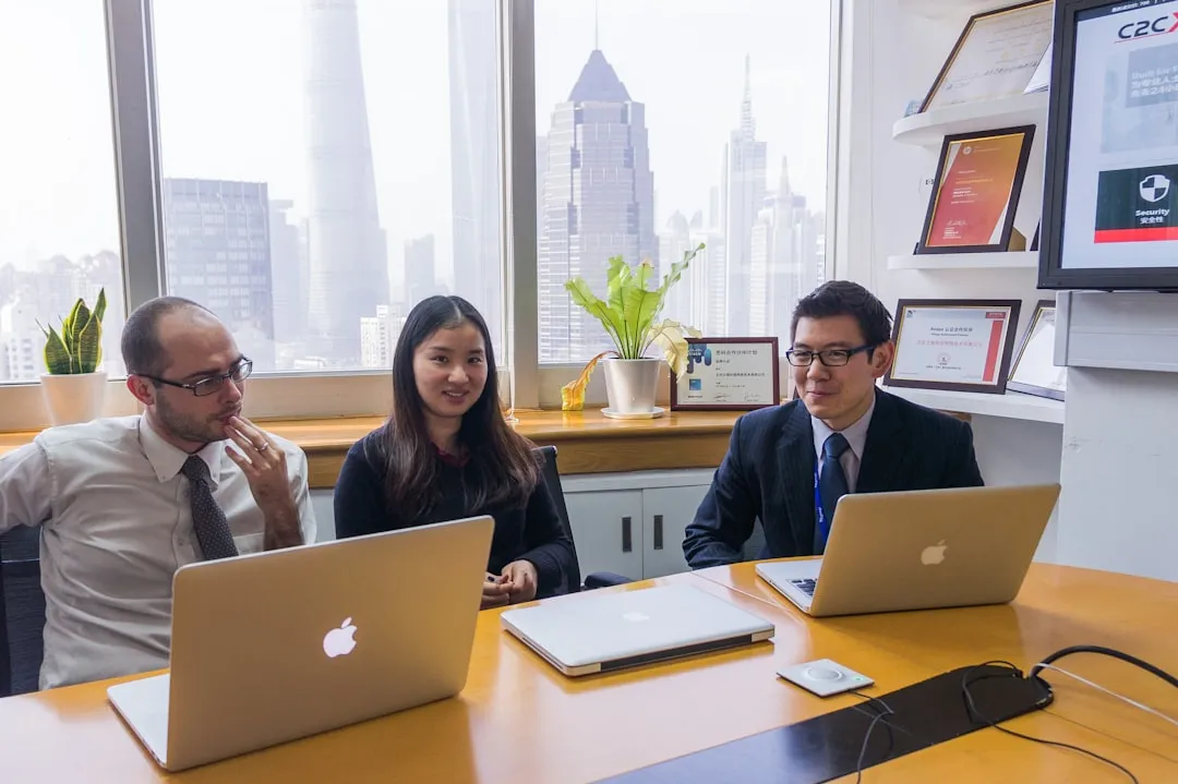 智能硬件与办公设备集成方案：提升企业运营效率的实践路径