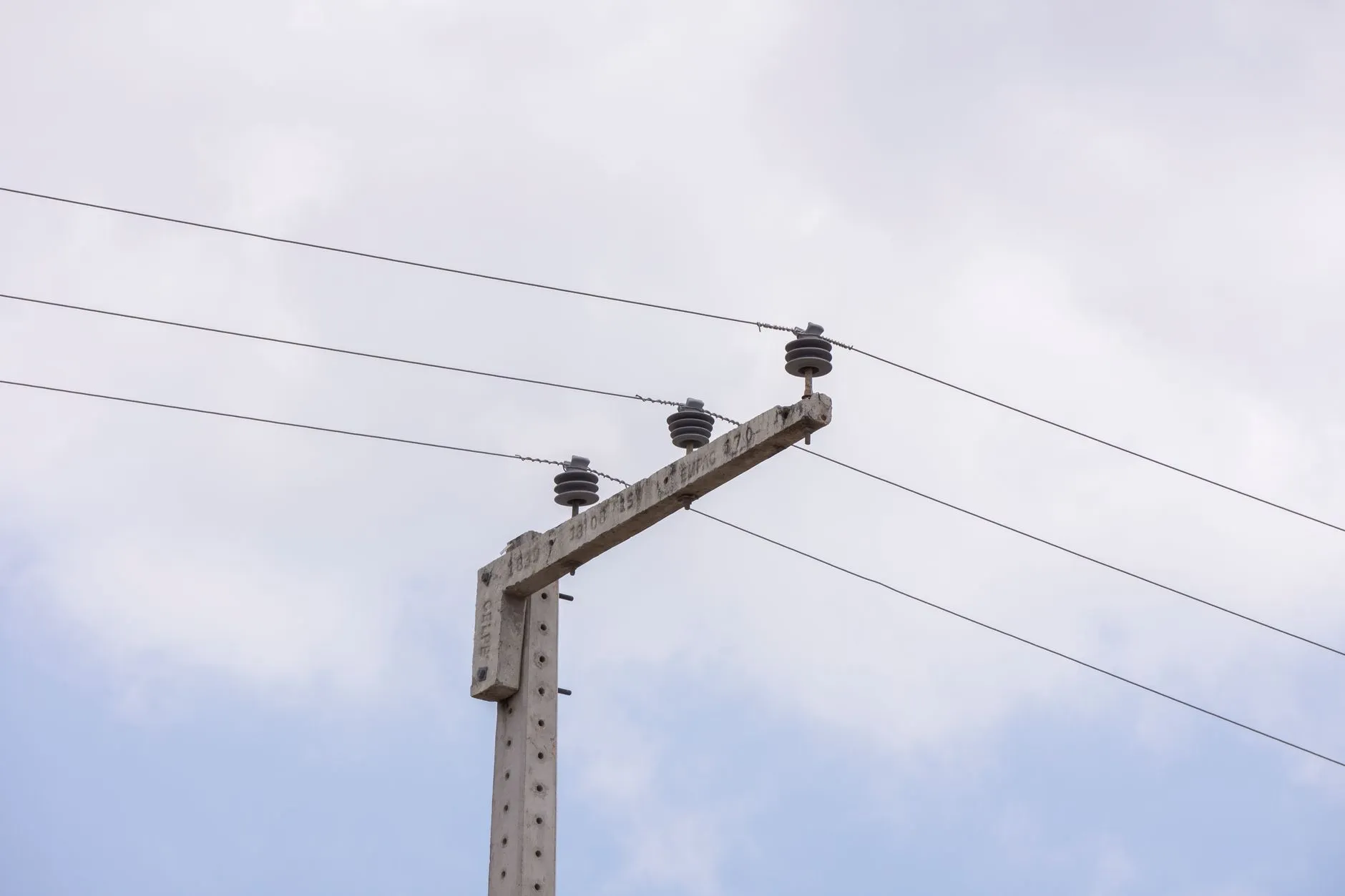 科技贸易企业如何构建办公设备与智能硬件的正品供应链体系