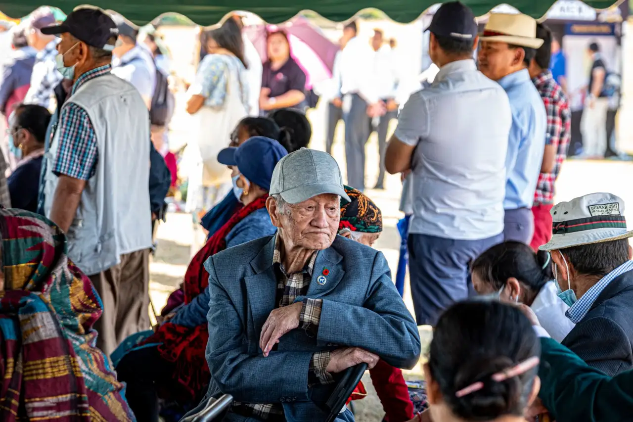 轻舟科技贸易:三款主流会议平板参数对比与场景适配分析